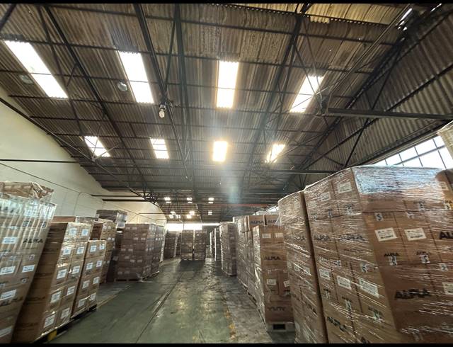 1,240M² WAREHOUSE TO LET IN PAROW INDUSTRIAL